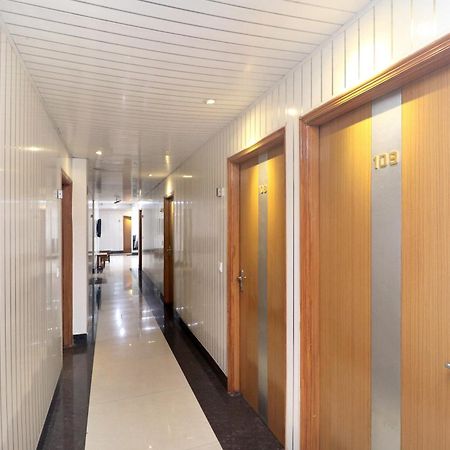לודהיאנה Hotel O Le Bon Ton מראה חיצוני תמונה